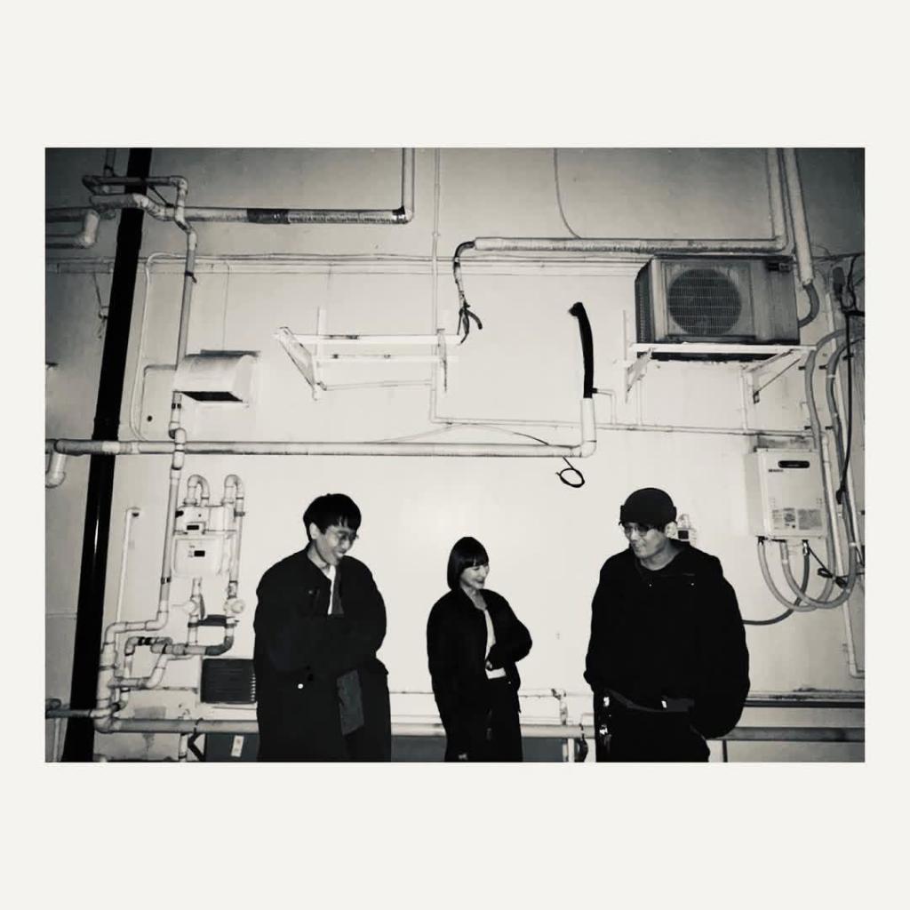 Finding Their Voice: The Story Behind Yoru ni Kakeru’s&nbsp;Music